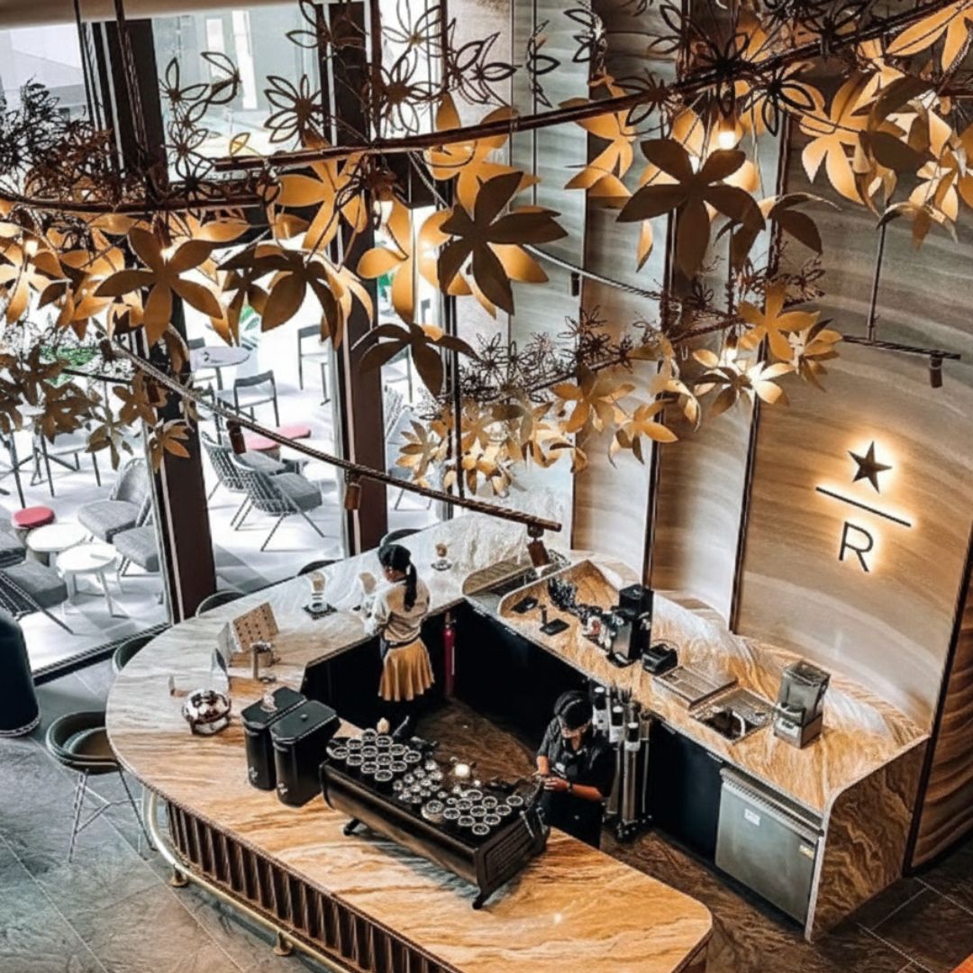 Starbucks Agora Mall sebagai tempat ngopi setelah Car Free Day