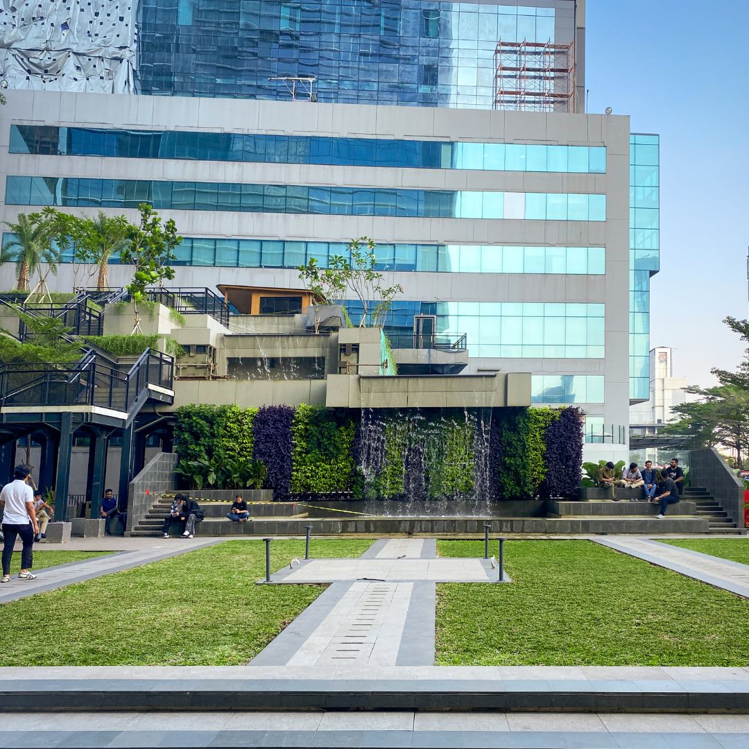 Kawasan Thamrin Nine Complex sebagai lokasi Agora Lifestyle Mall.